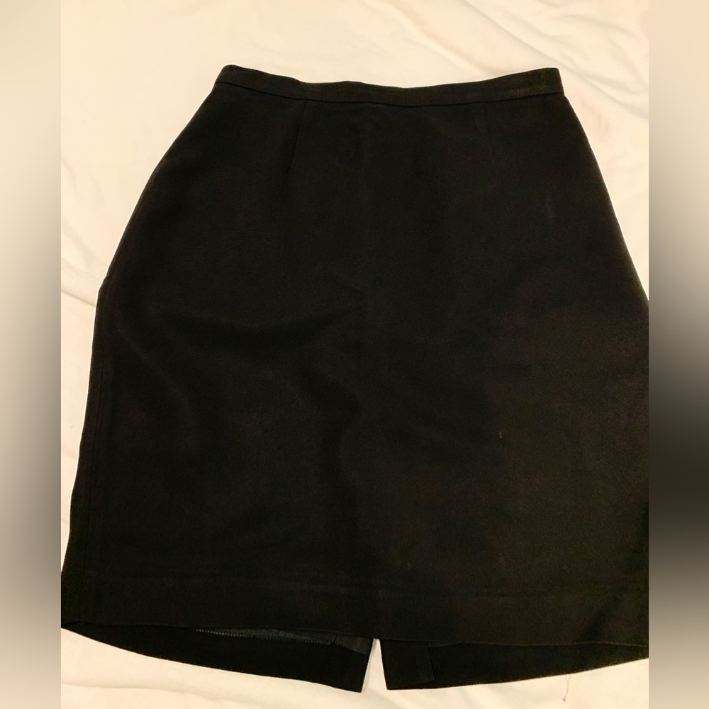 Petite sophiscate Skirt in 6P black